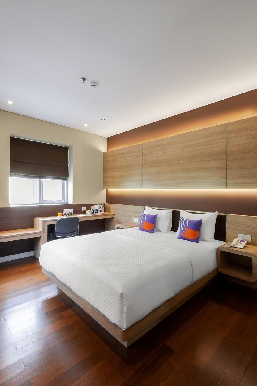 Fox Lite Grogol Jakarta Exterior foto